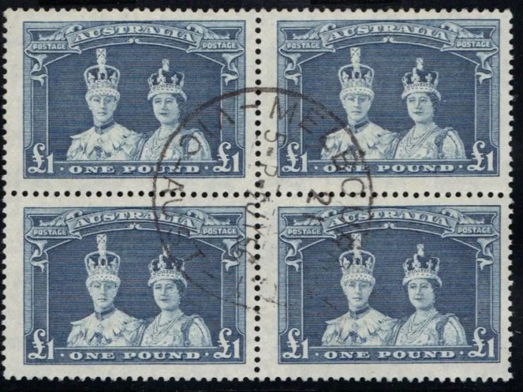 1937/49 Robes on thin paper set of 3 in fine used ... Image 1++