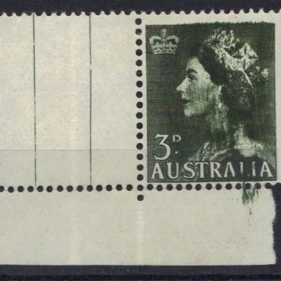 1953 3d deep green QEII with stunning ink smear ...