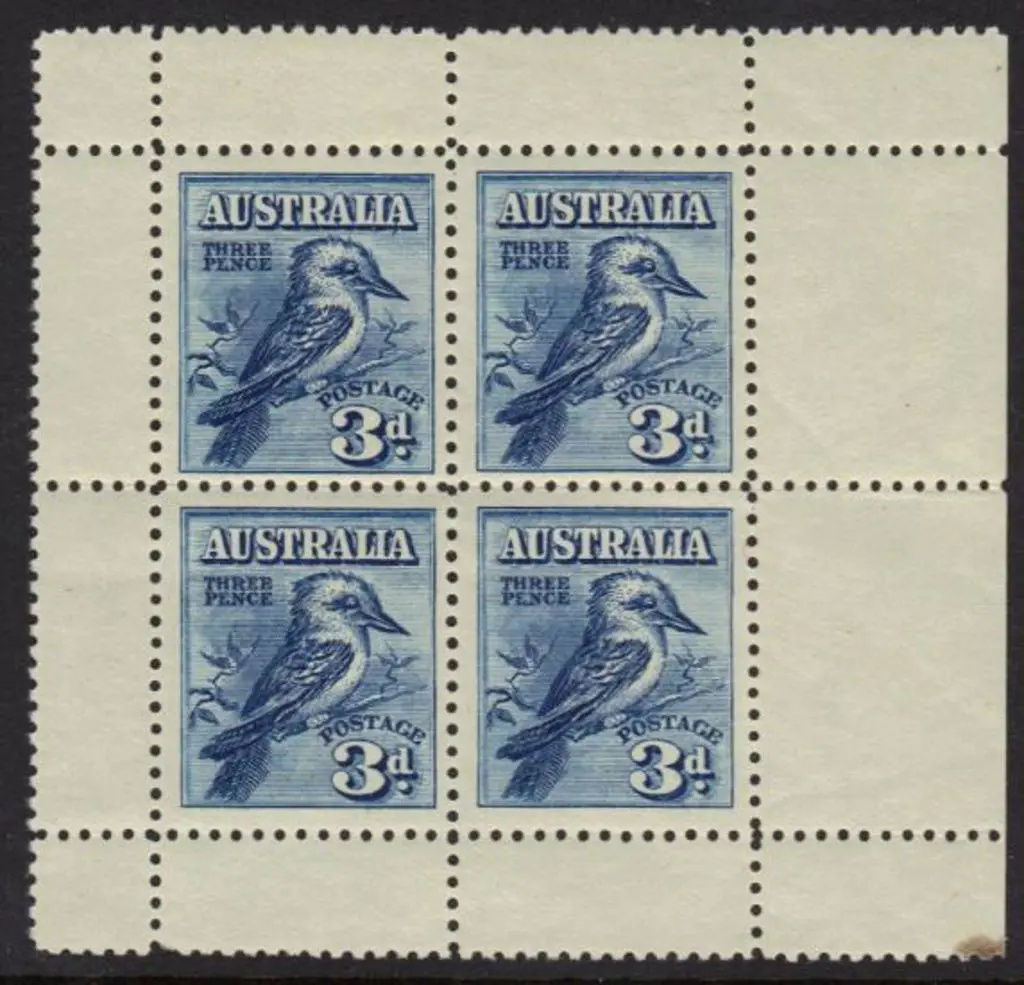 1928 Kookaburra Miniature Sheet. MUH, grease spot ... Image 1++