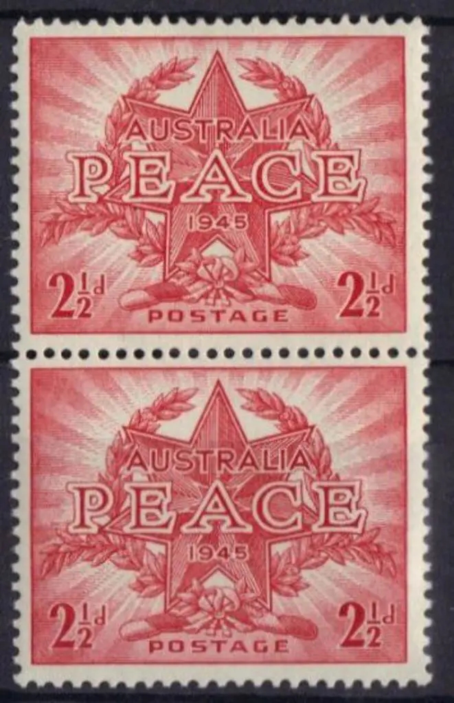 1945 2½ Peace vertical pair without watermark. MUH ... Image 1++