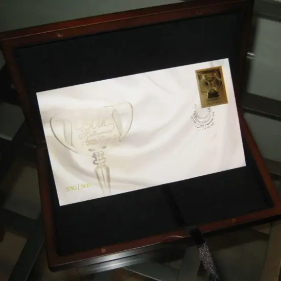 2010 60c 150th Anniv. Melbourne Cup gold stamp on ...