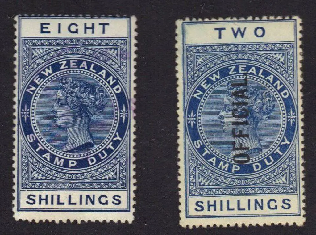 New Zealand 1913/25 2/- Official ovpt on QV perf. ... Image 1++