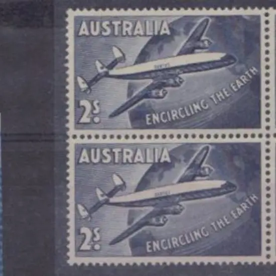 1958 2/- Qantas. Re-entry to last "A" of ...