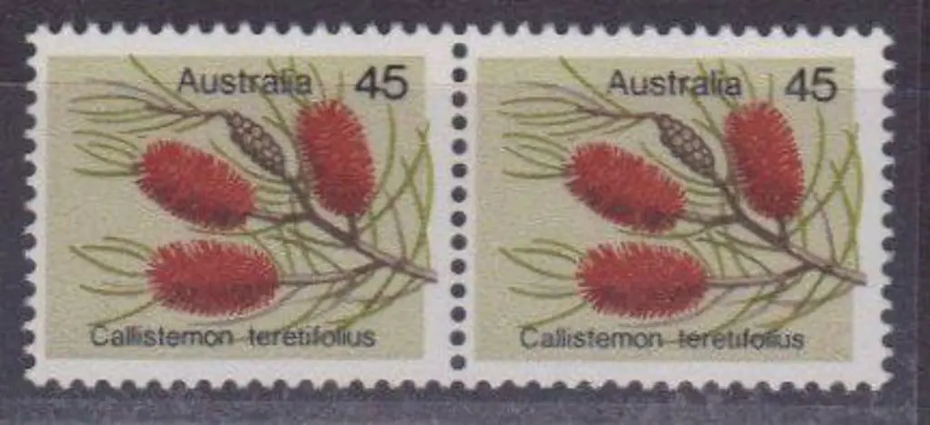 1975 45c Wildflower horiz pair with background ... Image 1++