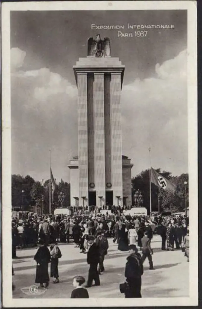France 1937 b/w postcard of Paris International ... Image 1++