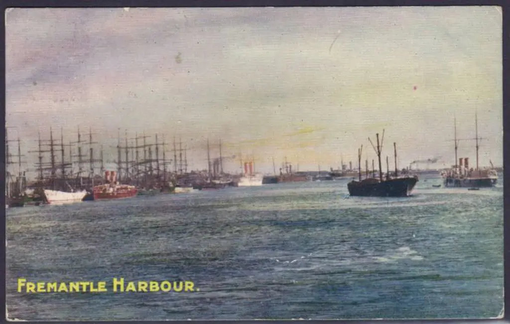 190(8?) postcard to Tasmania with "Fremantle ... Image 1++