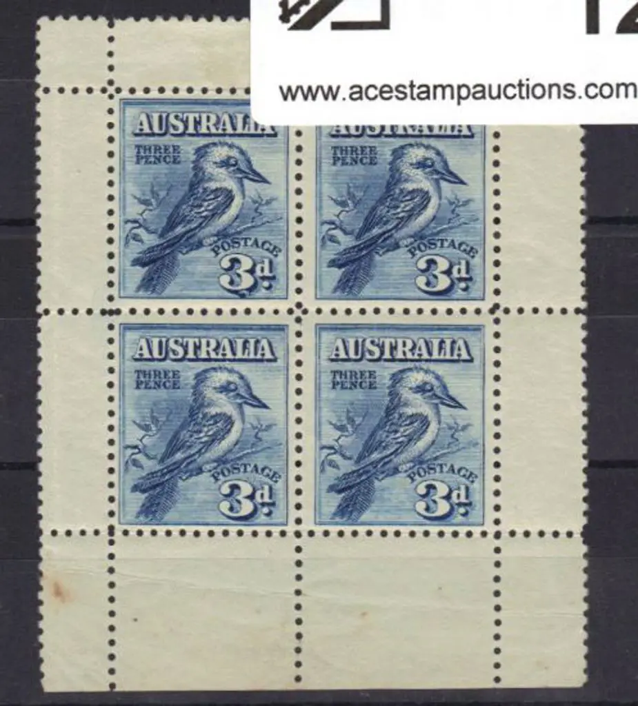 1928 Kookaburra Miniature Sheet. Tone spots & ... Image 1++