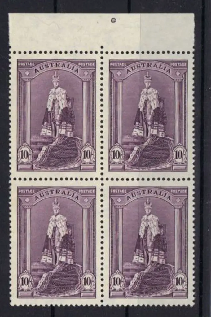 1938 10/- Robes on thick paper. MUH perf pip block ... Image 1++