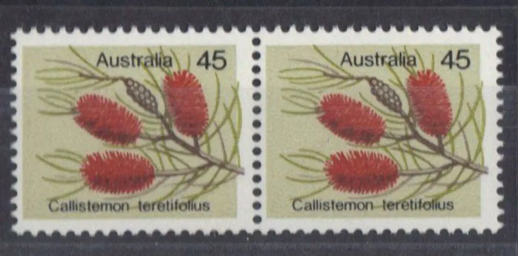 1975 45c Wildflower horiz pair with background ... Image 1++