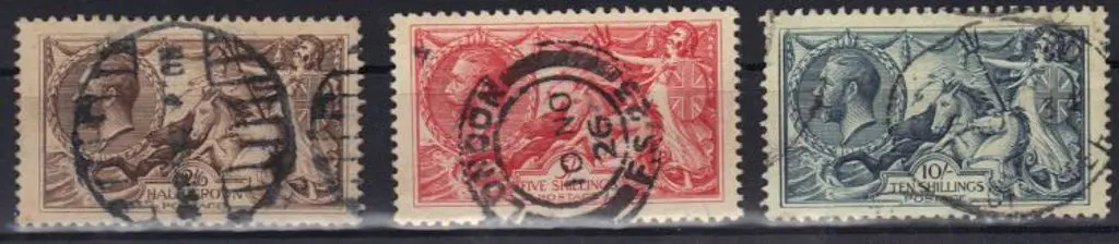 1918/19 2/6- olive brown, 5/- rose red & 10/- grey ... Image 1++
