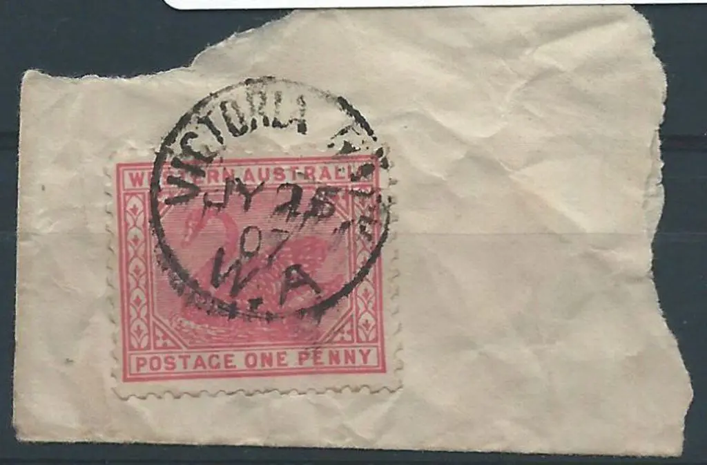Victoria Park 3b in nil. Complete strike on 1d red ... Image 1++