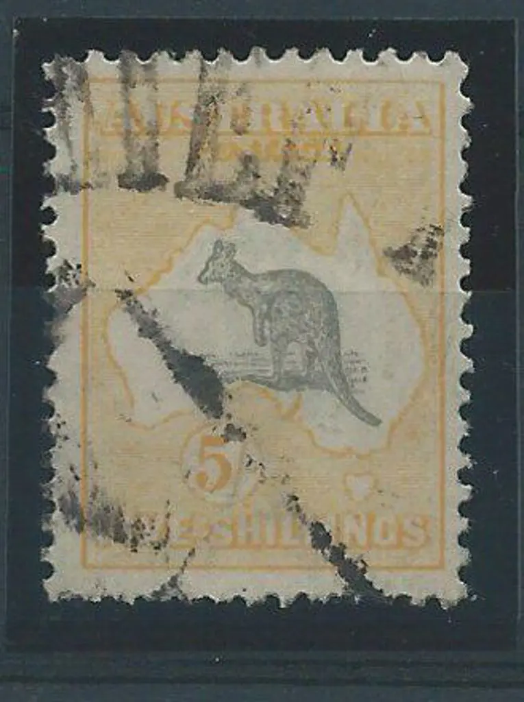 1915-28 3rd wmk 5/- grey & yellow with "cut in ... Image 1++
