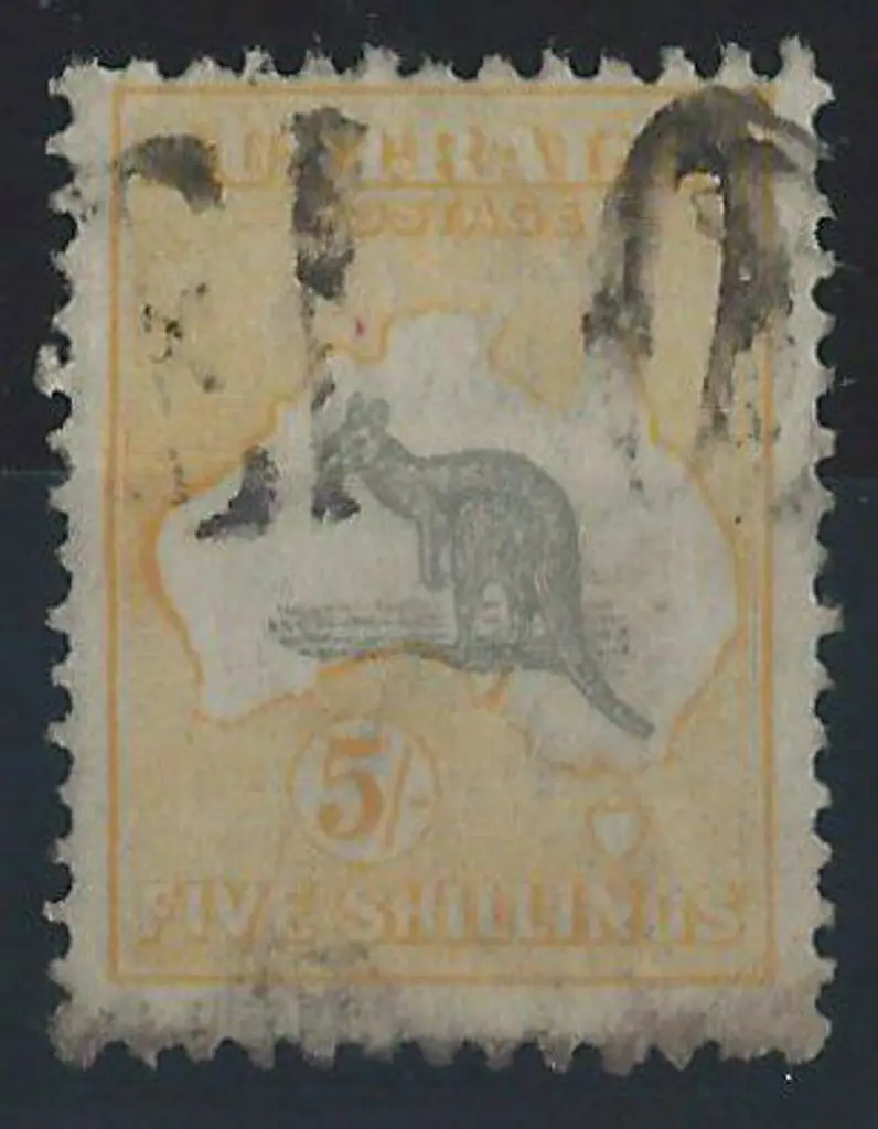 1915-28 3rd wmk 5/- grey & yellow with "retouch to ... Image 1++