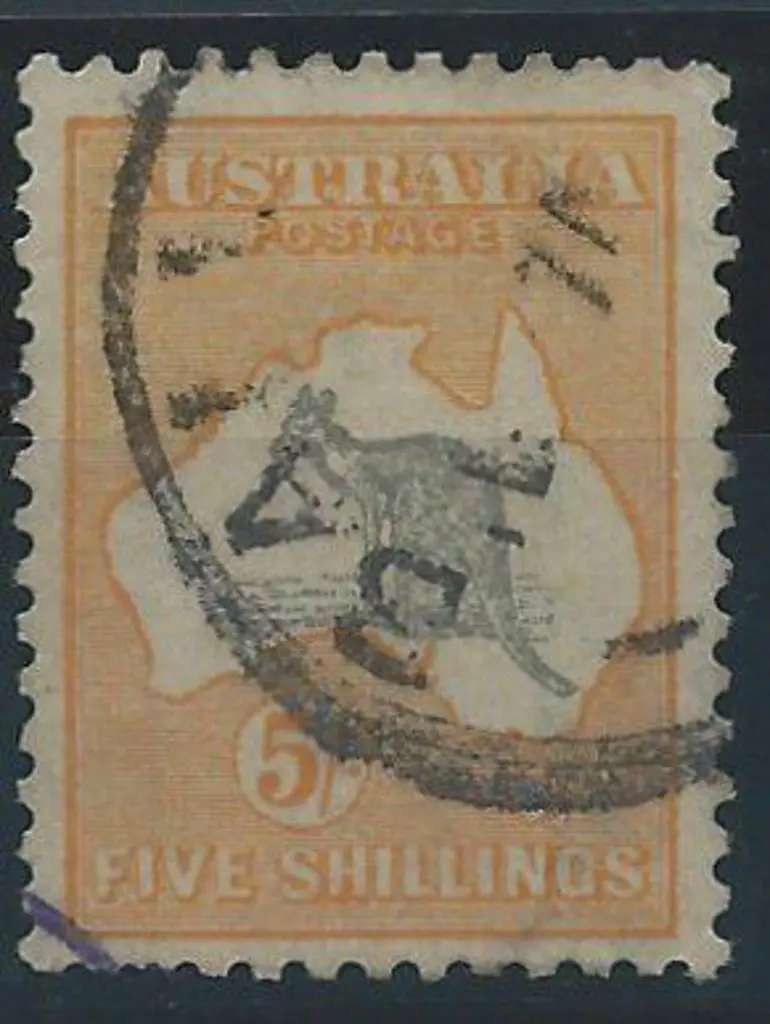 1931-47 CofA 5/- grey & yellow with "weeping ... Image 1++