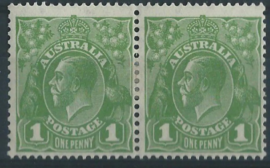 1931-36 CofA 1d green pair with inverted wmk. MH ... Image 1++
