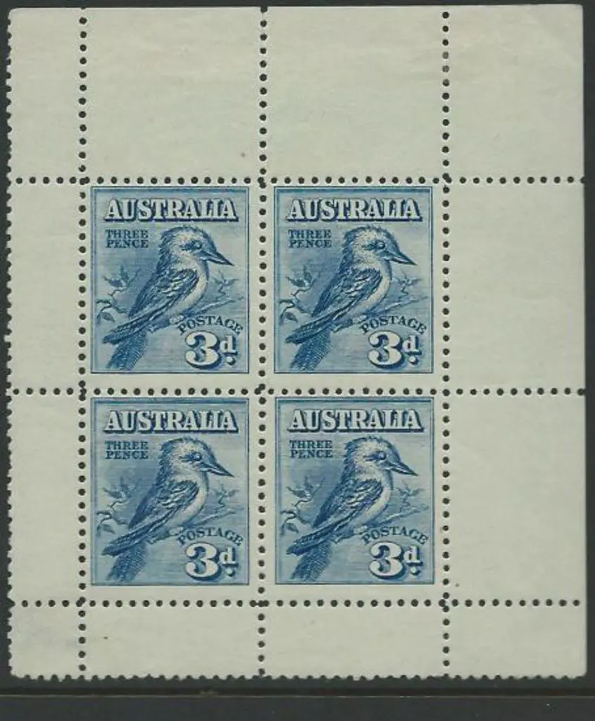 1928 Kookaburra Miniature Sheet. Hinged in top ... Image 1++