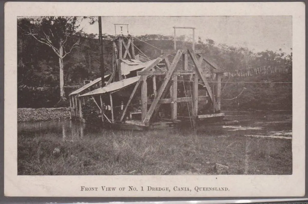"Front View of No.1 Dredge, Cania, Queensland" ... Image 1++