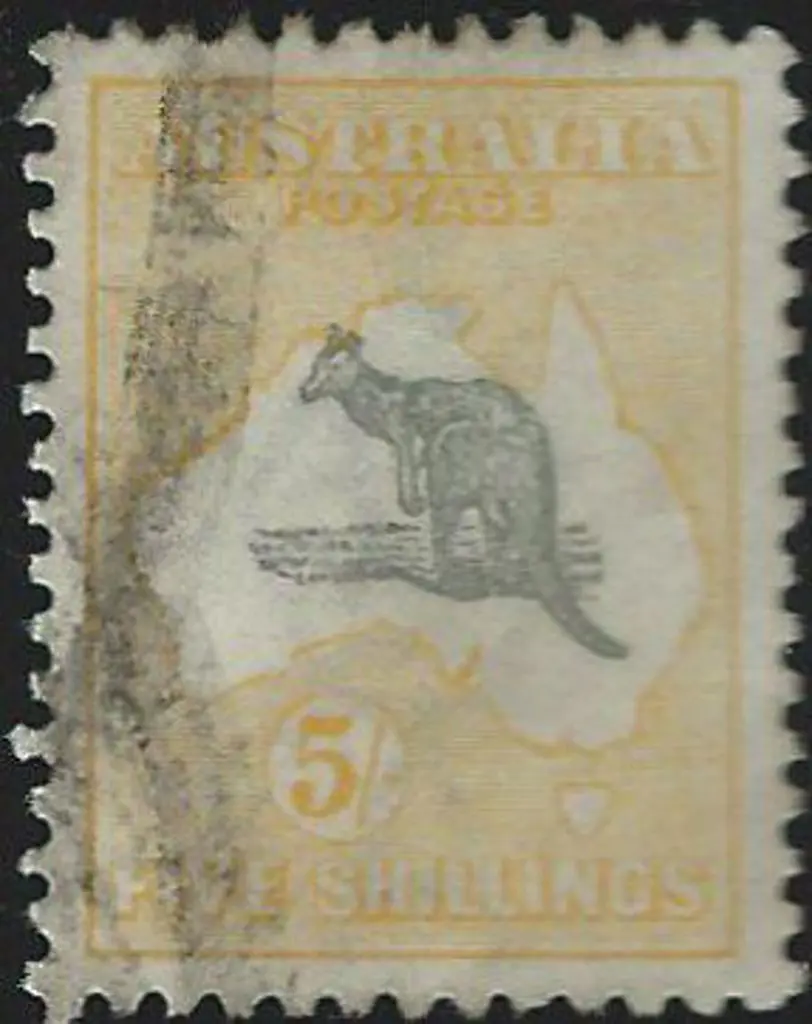 1915-28 3rd wmk 5/- grey & yellow with "rat-faced ... Image 1++
