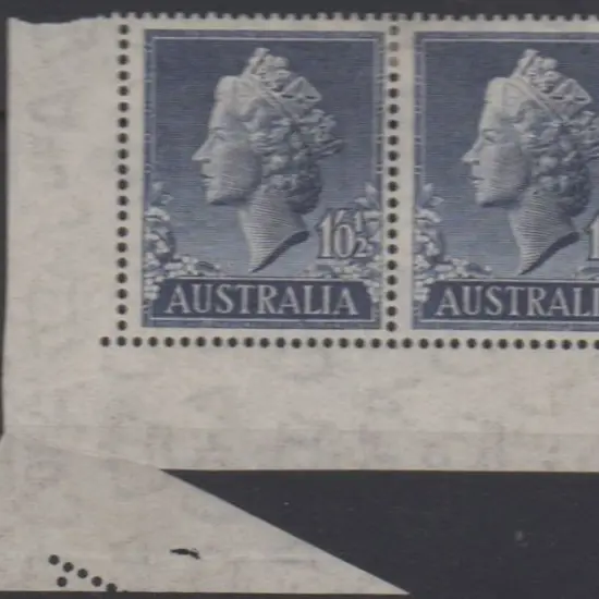 1955 1/0½d QEII corner pair with perforated paper ...