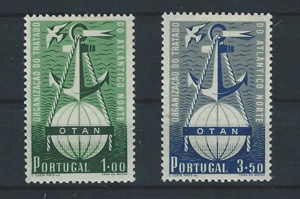 Portugal 1952 NATO Anniv. Pair. Fine MLH. SG ... Image 1++