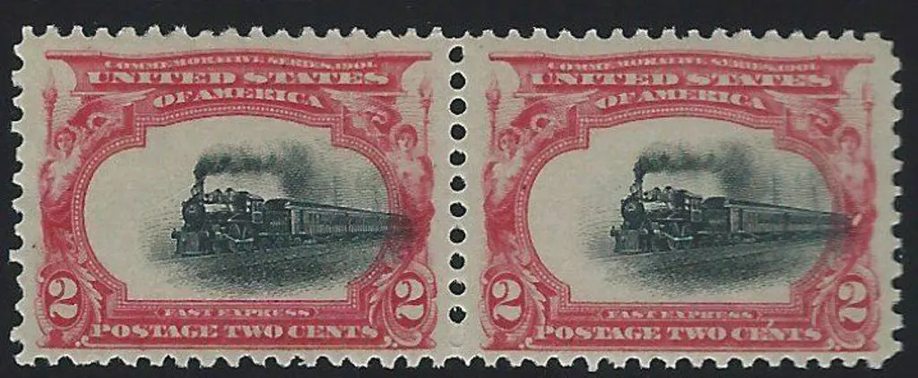 USA 1901 2₵ Railway horiz pair with misplaced ... Image 1++