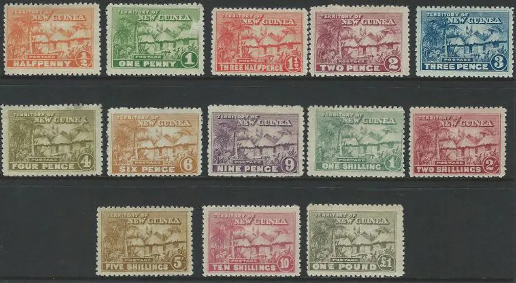 1925/28 Huts complete MLH with usual weak gum. A ... Image 1++