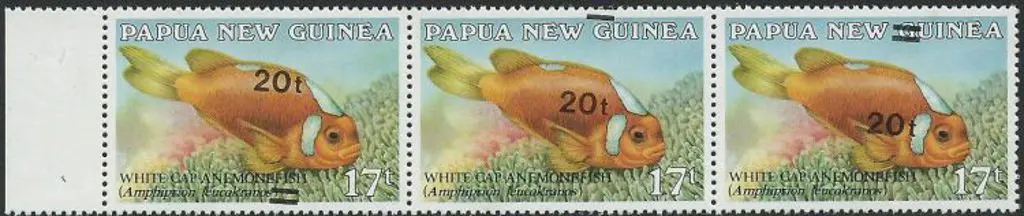 1989 20t on 17t Anemonefish marginal strip of 3, ... Image 1++