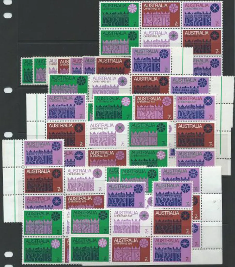 1971 Christmas blocks of 7 x 5 on cream paper & 4 ... Image 1++