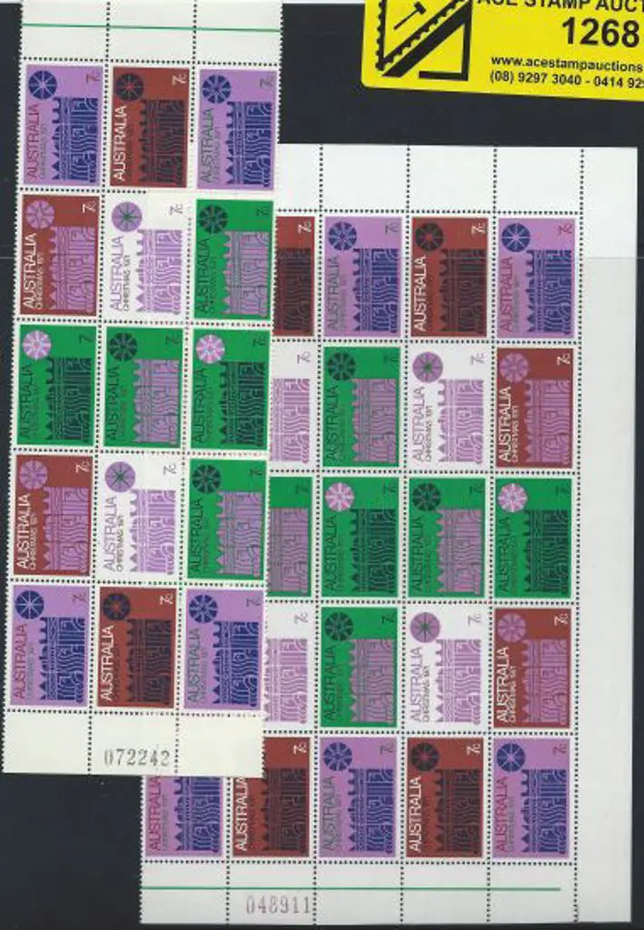 1971 Christmas pane of 25 on white paper plus ... Image 1++