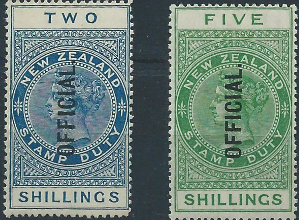 New Zealand 1913/25 2/- & 5/- QV Postal Fiscals ... Image 1++