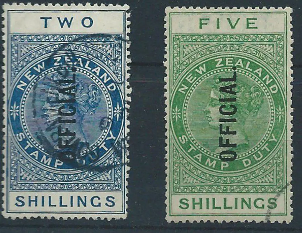 New Zealand 1913/25 2/- & 5/- QV Postal Fiscals ... Image 1++