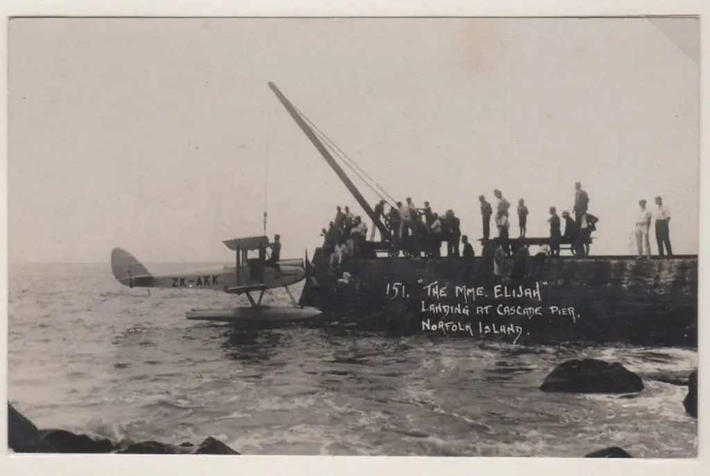 1931 (28th Mar) Chichester's "Madame Elijah" ... Image 1++