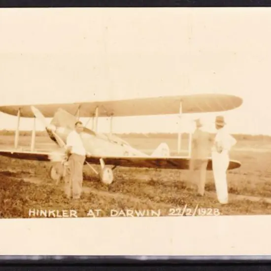 1928 (22nd Feb) Bert Hinkler & his aircraft at ...