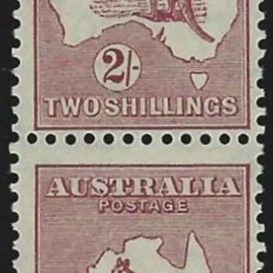 1931-47 CofA 2/- maroon Die II vertical pair, top ...