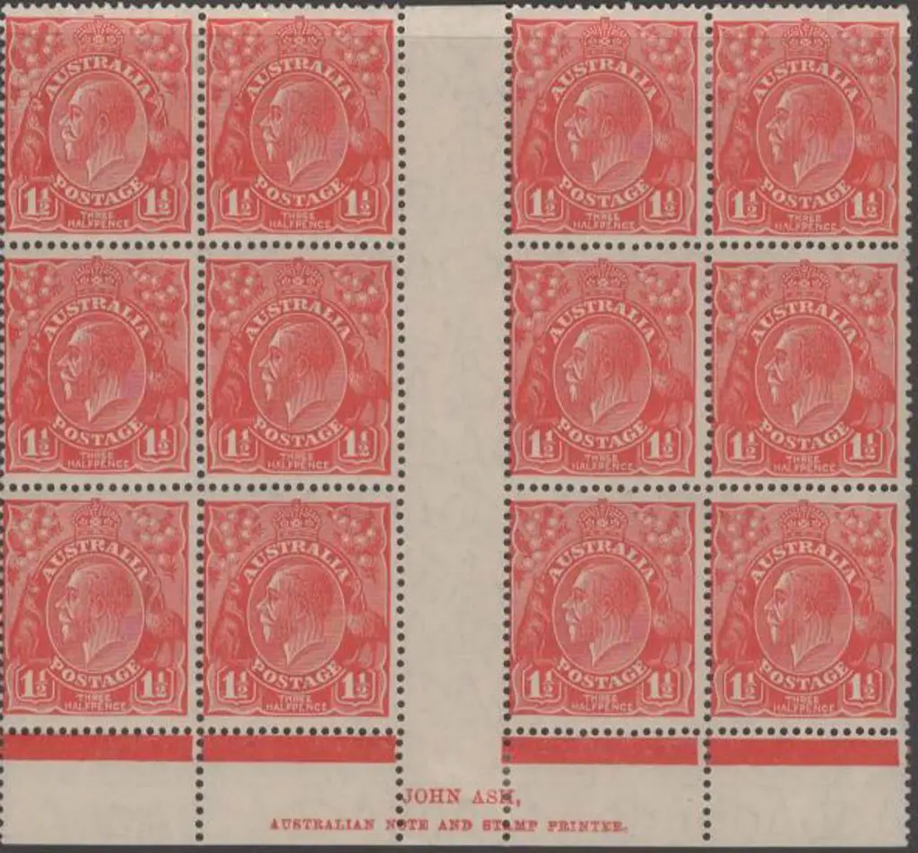 1926-30 SM wmk Perf 13½x12½ 1½d scarlet Ash ... Image 1++