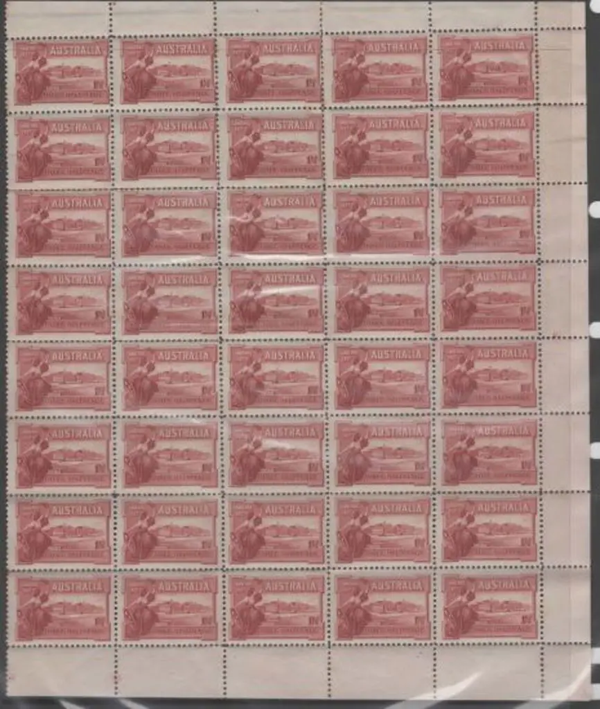 1927 1½d Parliament block of 40 with selvedge on 3 ... Image 1++