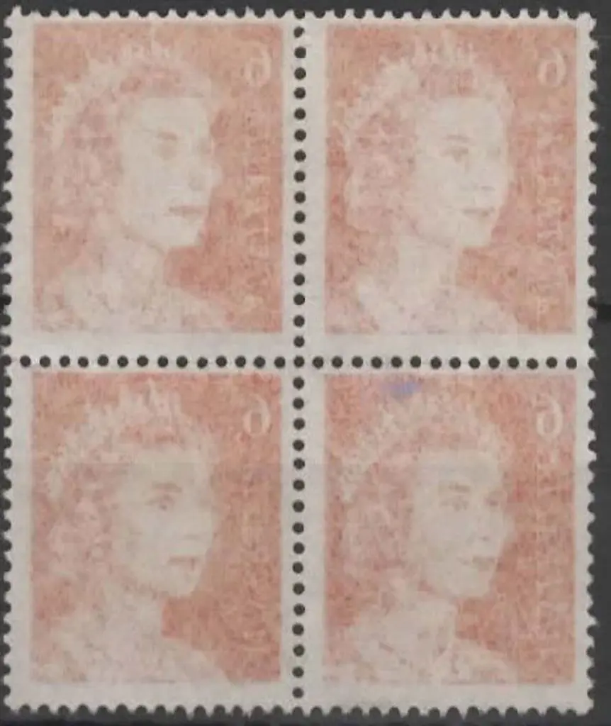 1970 6c orange QEII block of 4 with complete ... Image 1++