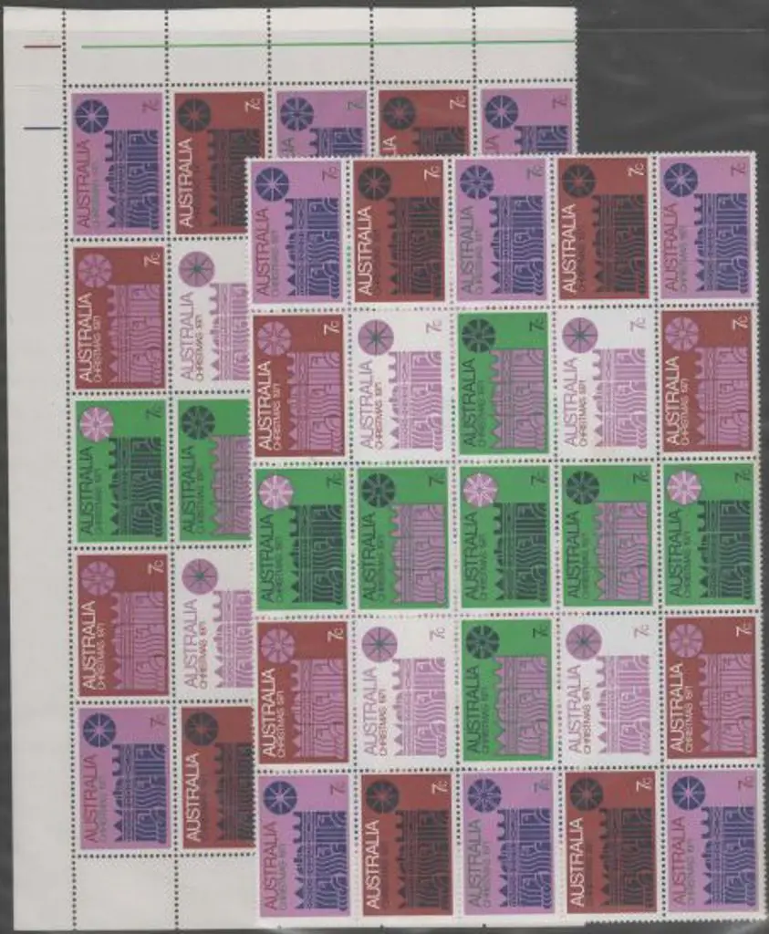 1971 Christmas panes of 25 on both white & cream ... Image 1++