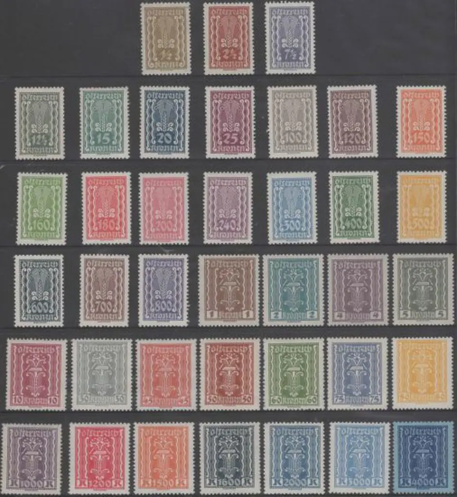 Austria 1922 defins complete set of 38 to 4000k. ... Image 1++