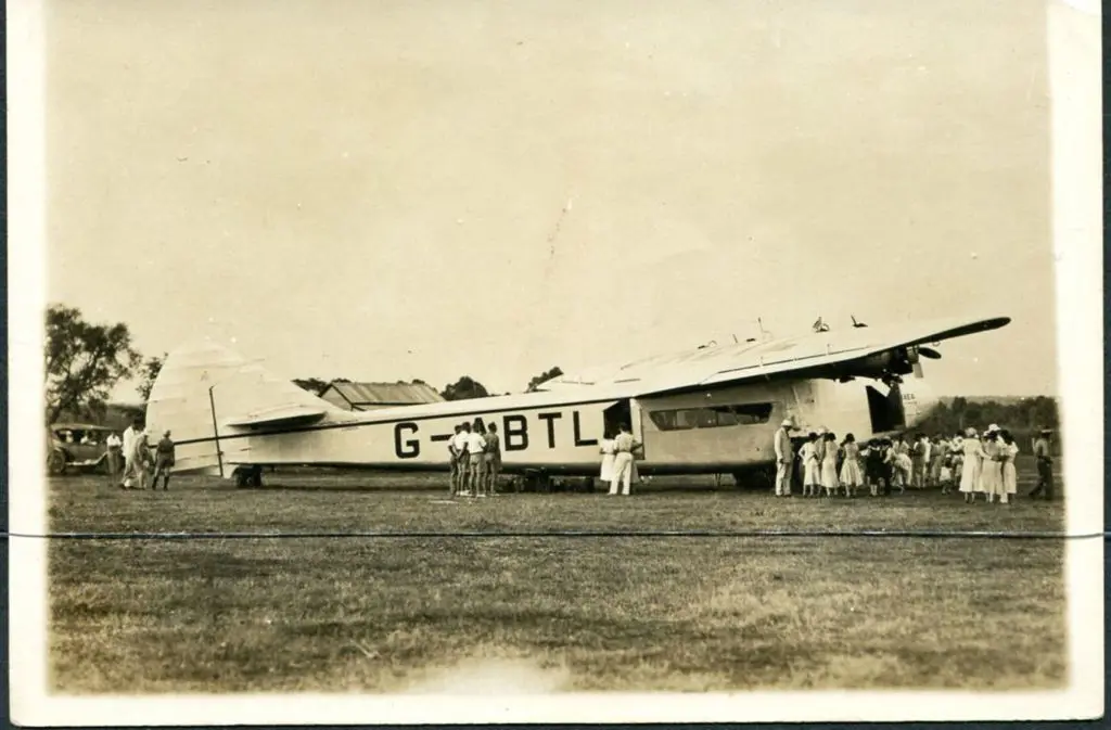 1933 (29th May) Original photo of Imperial Airways ... Image 1++