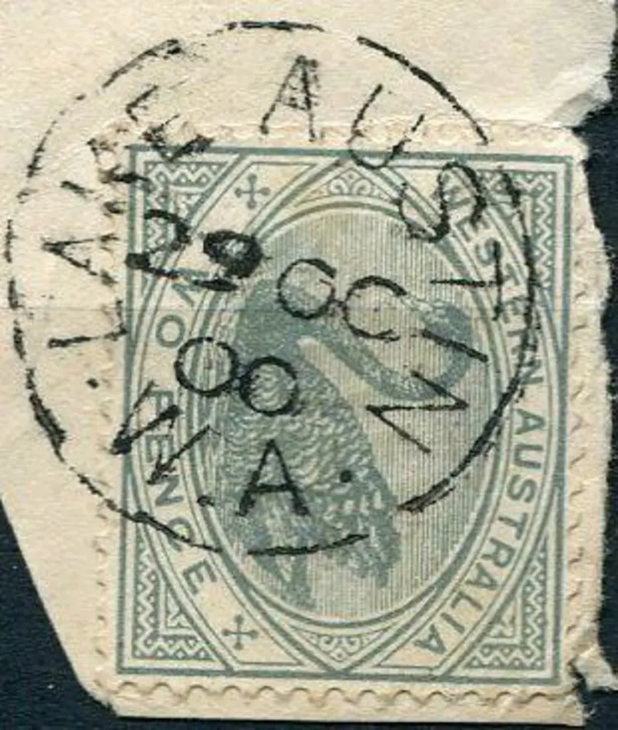 Lake Austin 3b-a full strike on 2d swan on piece ... Image 1++
