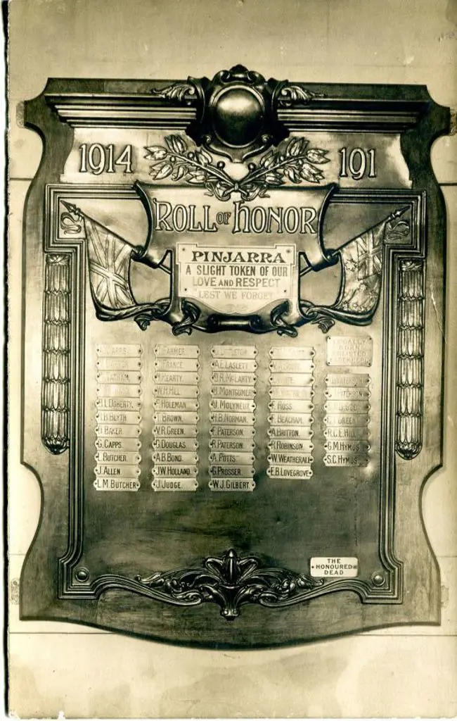 "1914-191 Roll of Honour Pinjarra A Slight ... Image 1++