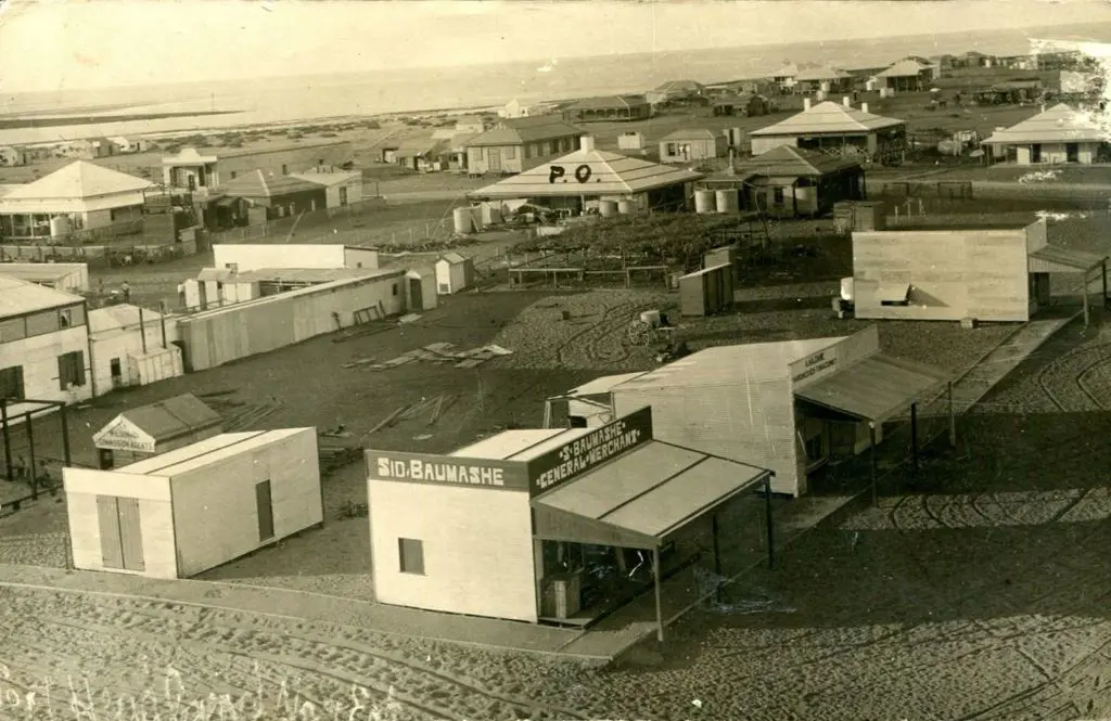 "Port Hedland North" b&amp;w photo card ... Image 1++