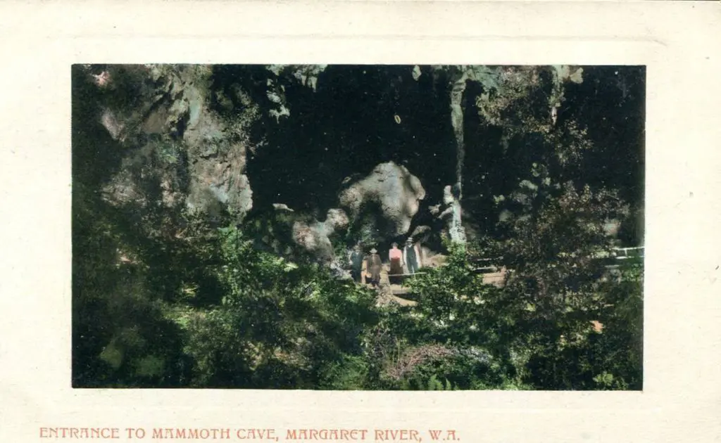 "Entrance to Mammoth Cave, Margaret River, ... Image 1++