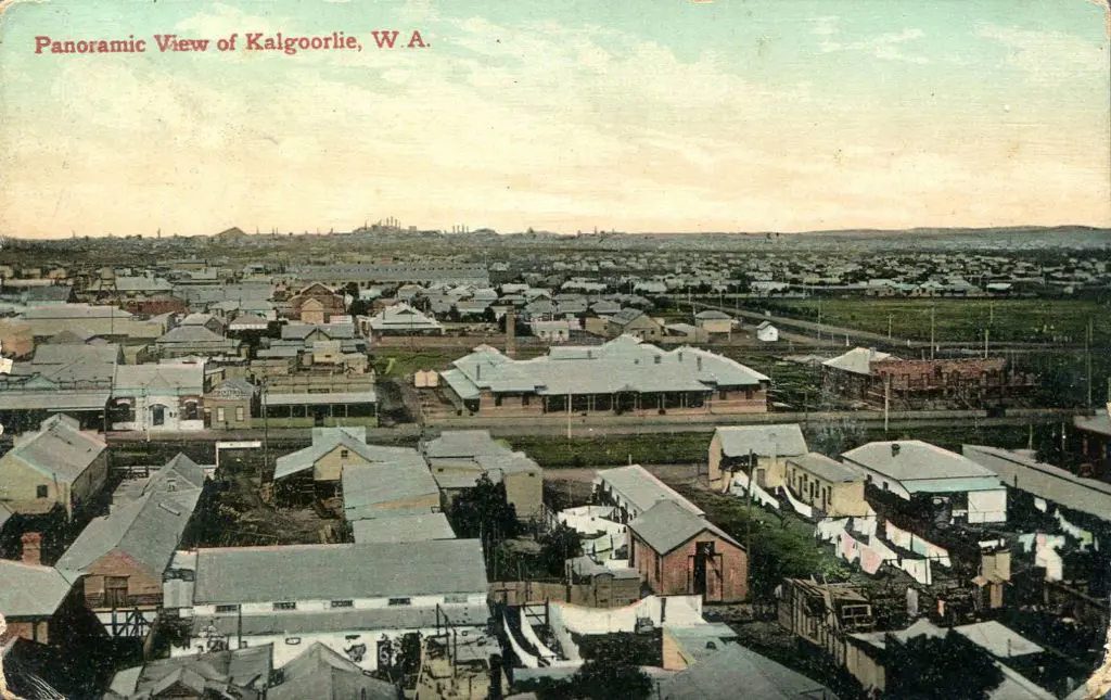 "Panoramic View of Kalgoorlie, WA". ... Image 1++