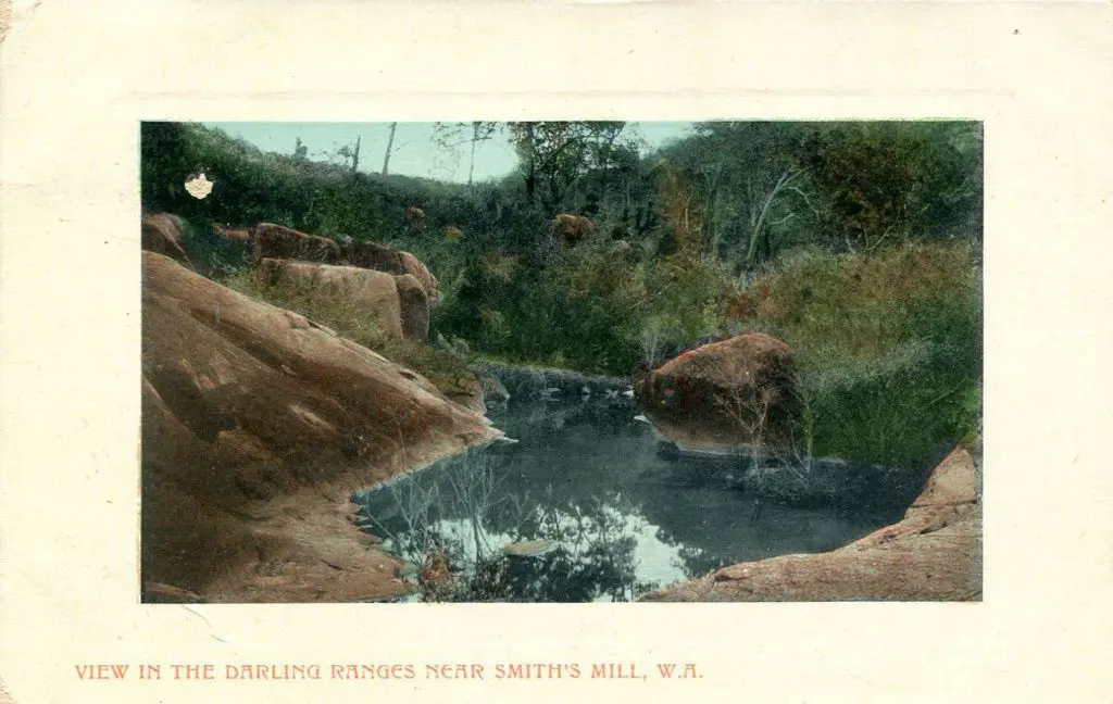 "View in the Darling Ranges Near Smith's ... Image 1++