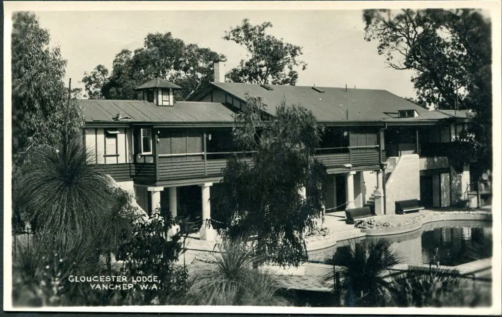 Murray Views "Gloucester Lodge, Yanchep, ... Image 1++