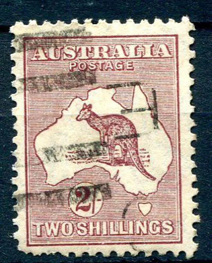 2/- maroon with "white dog leg flaw retouch - ... Image 1++