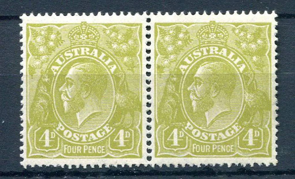4d greenish olive pair. MUH &amp; well centred. ... Image 1++