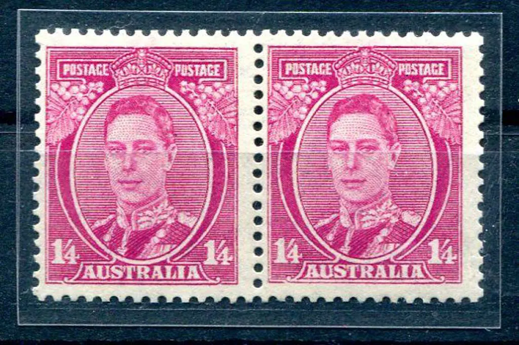 1938/50 1/4d KGVI pair showing thinned bottom ... Image 1++